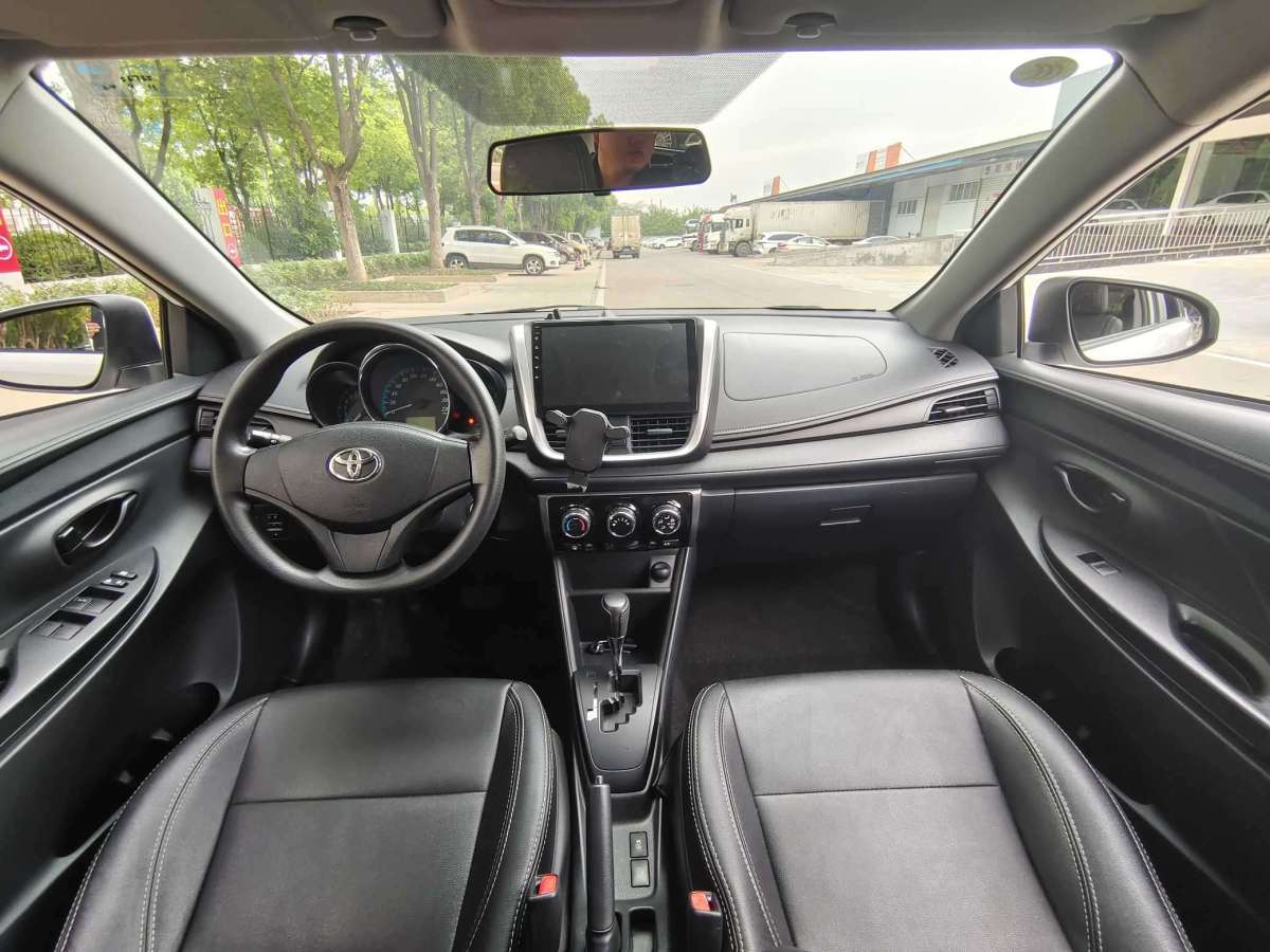 豐田 YARiS L 致炫  2016款 改款 1.5E CVT魅動版圖片