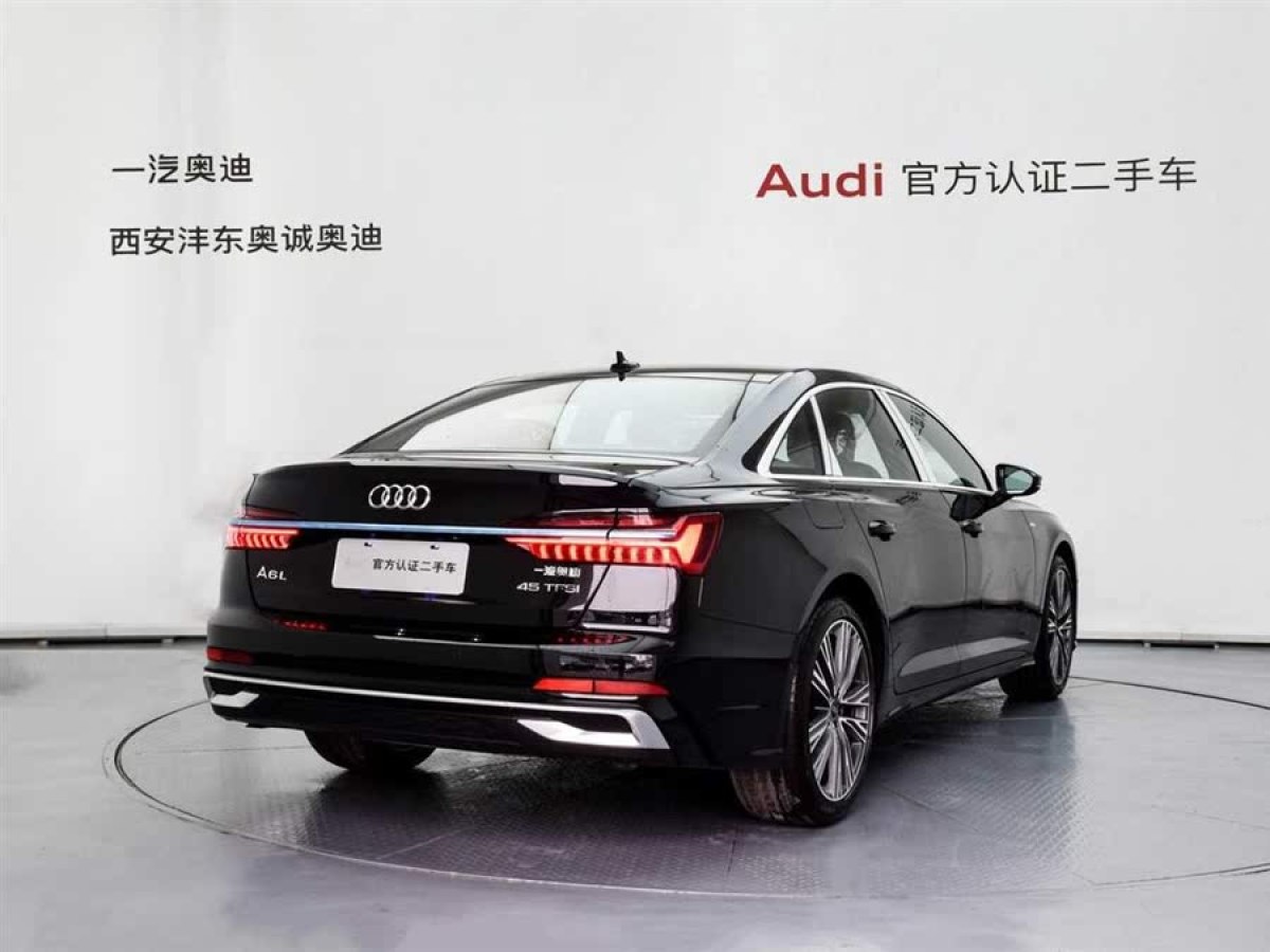 奧迪 奧迪A6L  2025款 45 TFSI 臻選動感型圖片