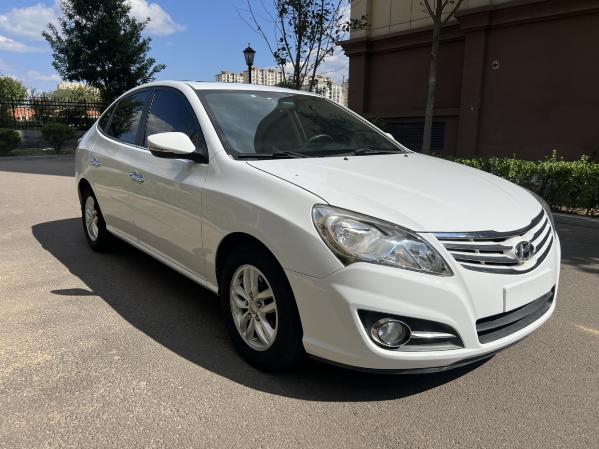 現(xiàn)代 悅動  2011款 1.6L 手動頂級型圖片