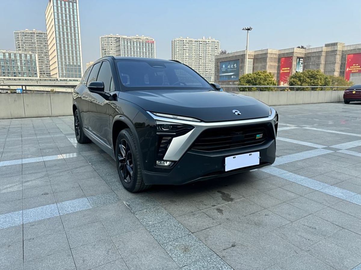 蔚來 ES8  2020款 415KM 基準(zhǔn)版 六座版圖片