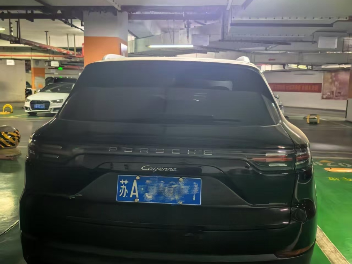 保時(shí)捷 Cayenne  2022款 Cayenne 3.0T 鉑金版圖片
