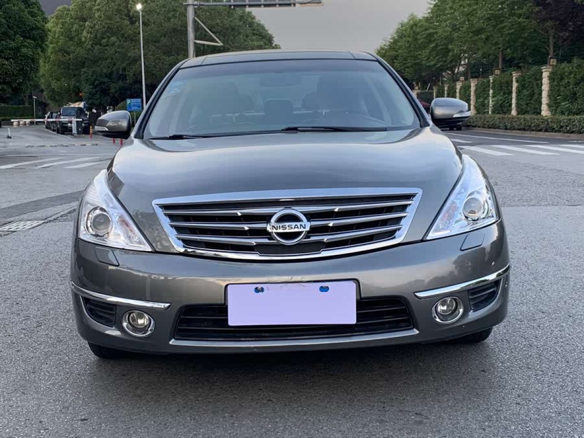 日產(chǎn) 天籟  2011款 公爵 2.5L XV尊雅版圖片