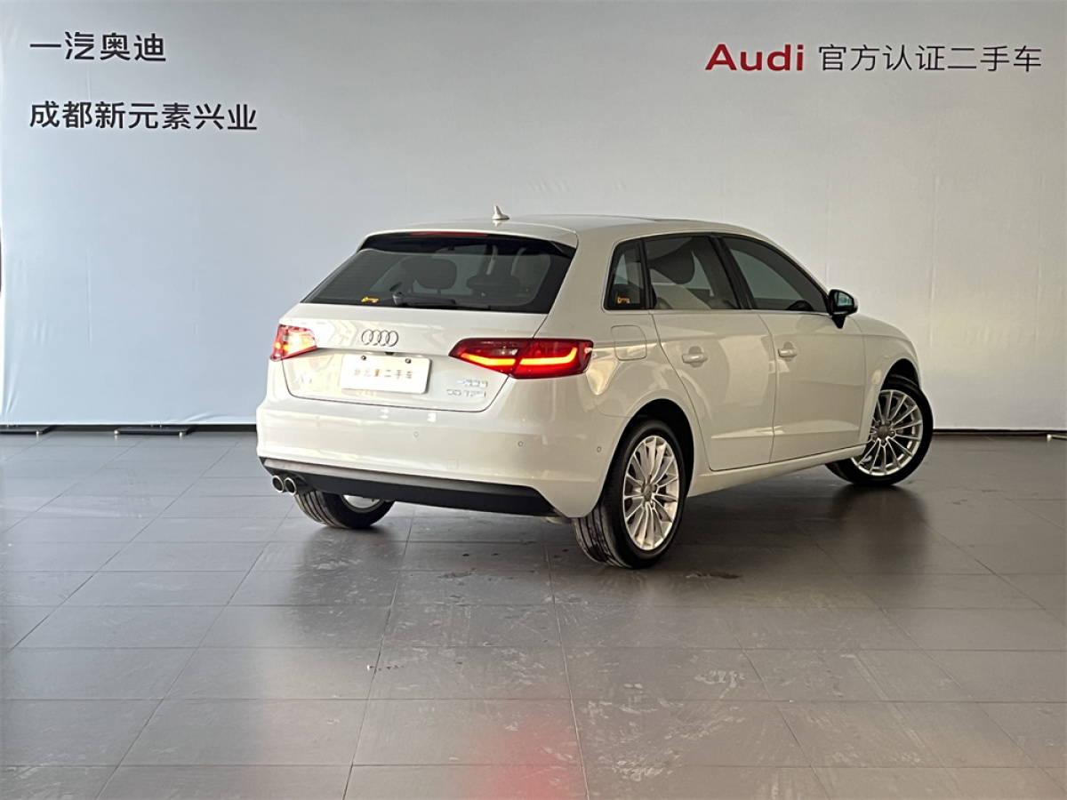 奧迪 奧迪A3  2014款 Sportback 35 TFSI 自動豪華型圖片