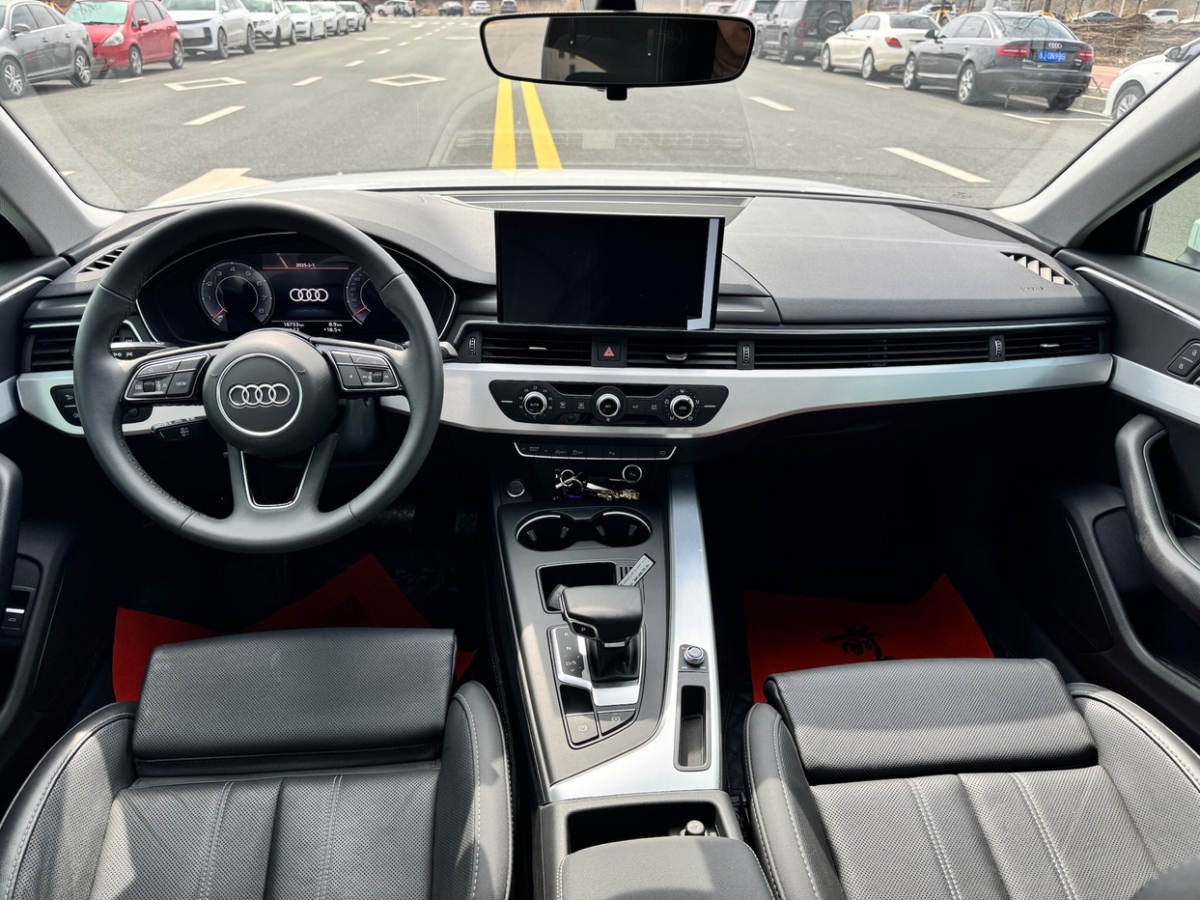 奧迪 奧迪A4L  2023款 40 TFSI 豪華動(dòng)感型圖片