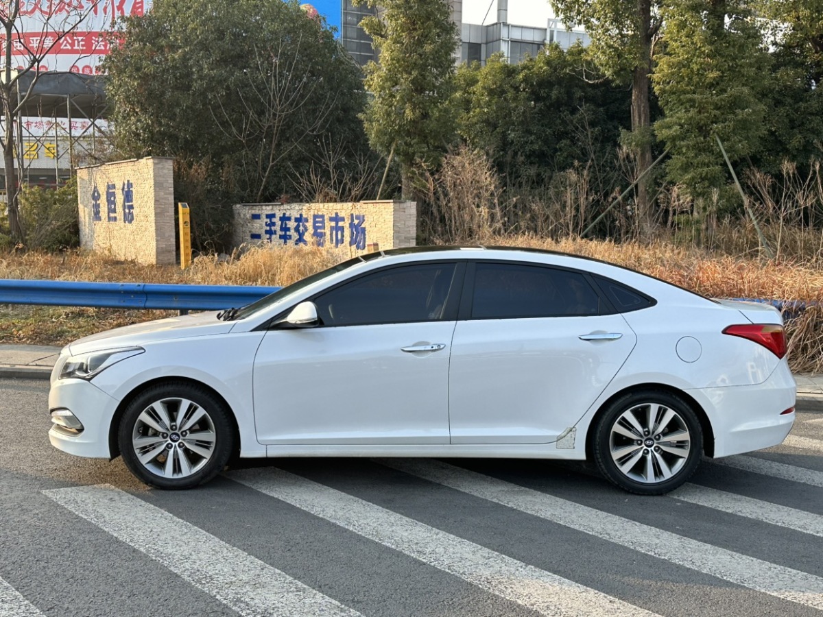 2014年4月現(xiàn)代 名圖  2014款 1.8L 自動尊貴型DLX