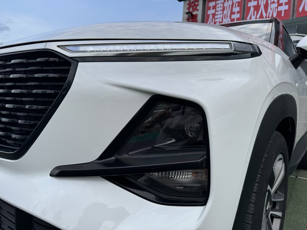 宝骏 宝骏RS-3  2020款 1.5T CVT智能精英型图片