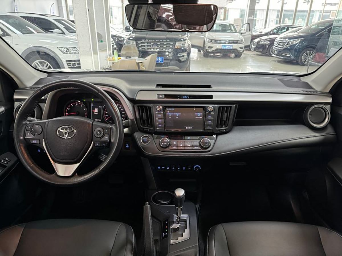 2019年5月豐田 RAV4榮放  2018款 2.5L 自動四驅(qū)精英i版