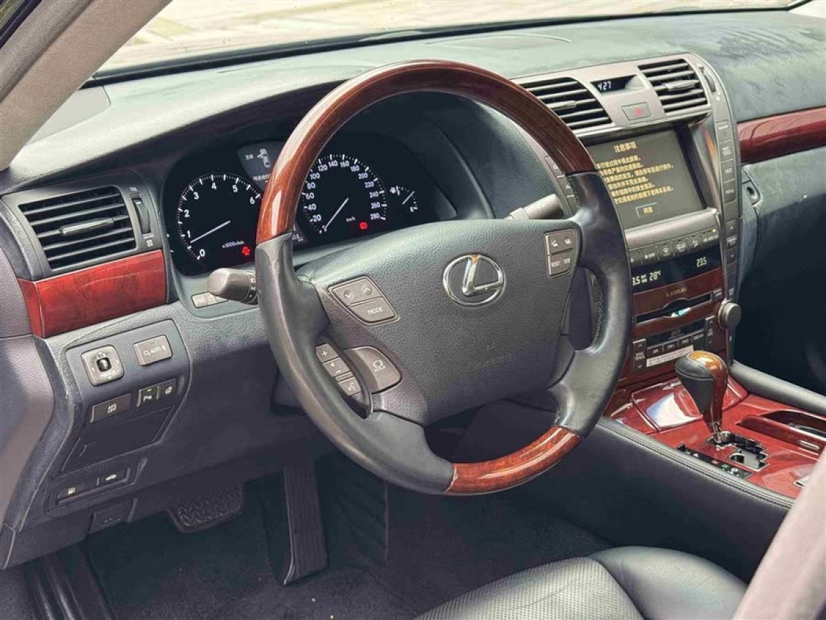雷克薩斯 LS  2006款 460L 尊貴版圖片