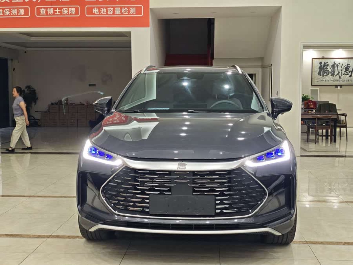 比亞迪 唐新能源  2024款 DM-i 榮耀版 112KM 尊貴型圖片