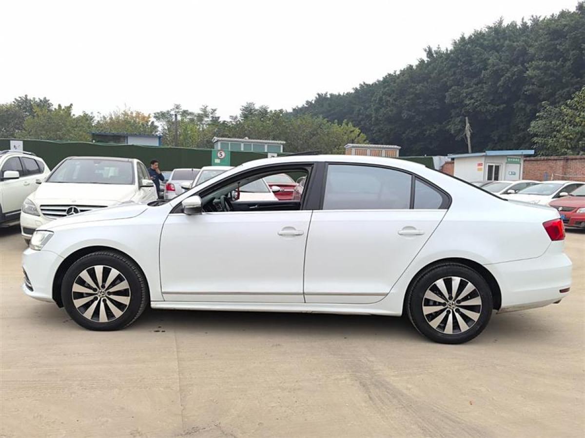 大眾 速騰  2015款 230TSI 自動豪華型圖片