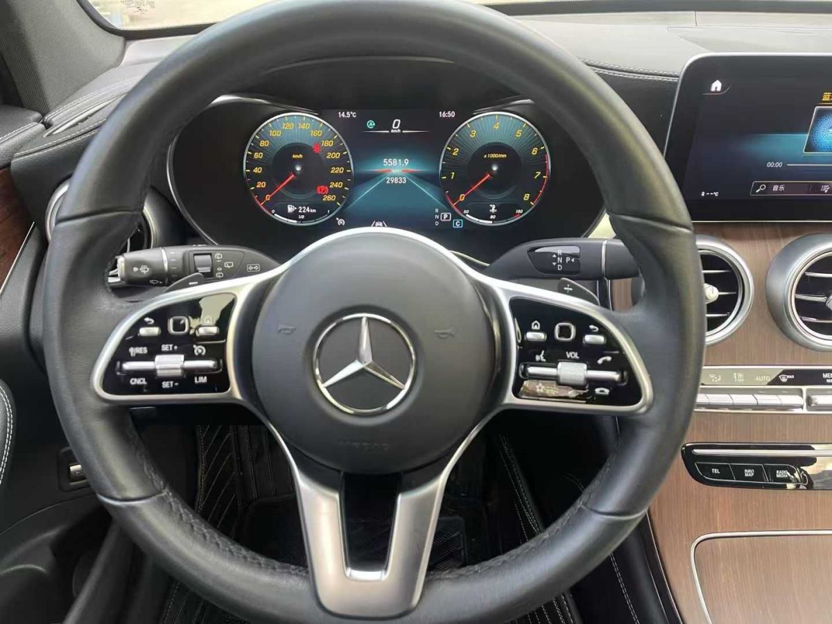 奔馳 奔馳GLC  2021款 GLC 300 4MATIC 轎跑SUV圖片