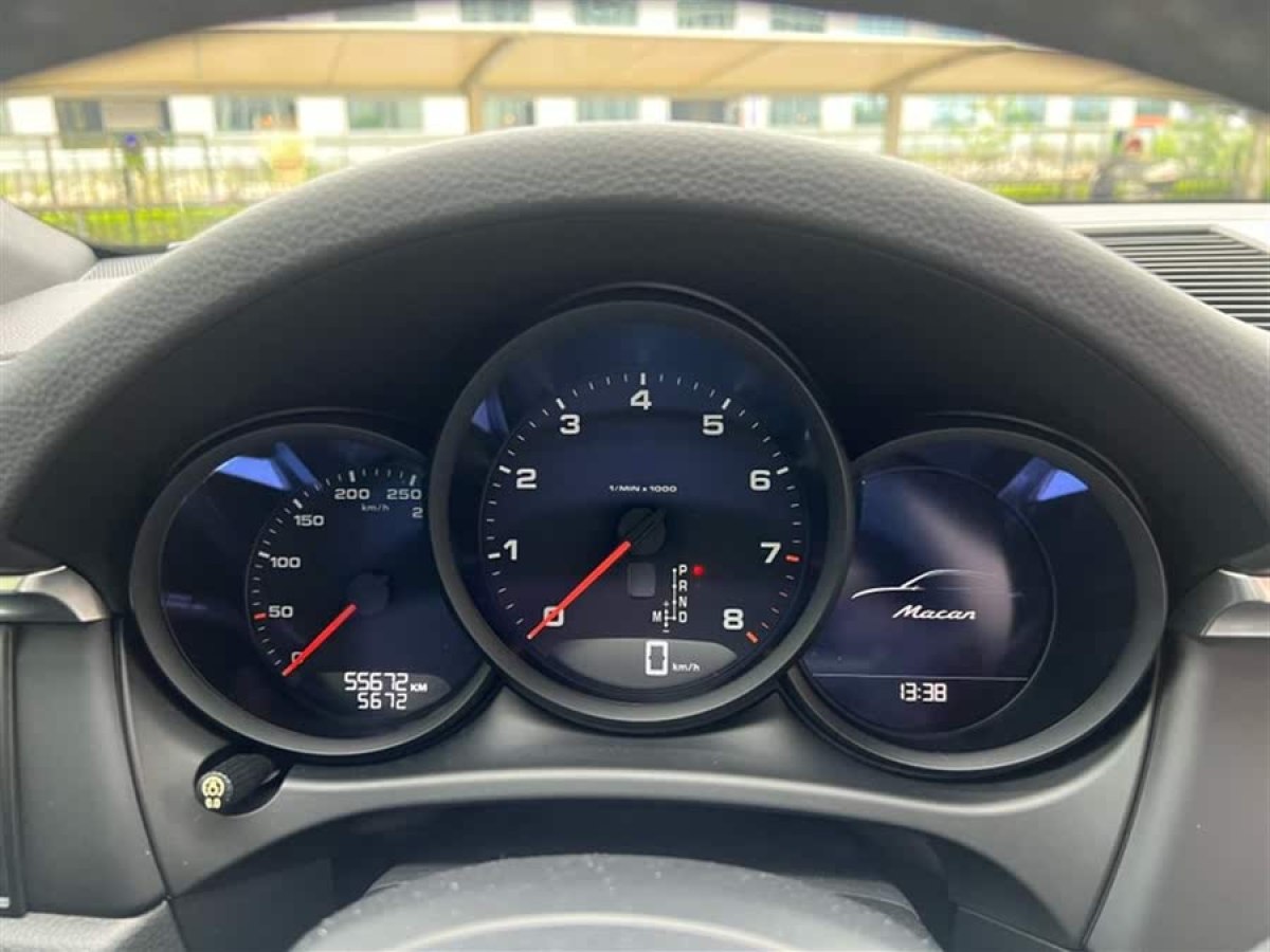 保時(shí)捷 Macan  2018款 Macan 2.0T圖片