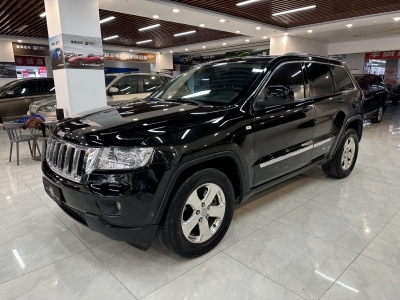 2012年01月 Jeep 大切諾基(進口) 3.6L 舒適導(dǎo)航版圖片