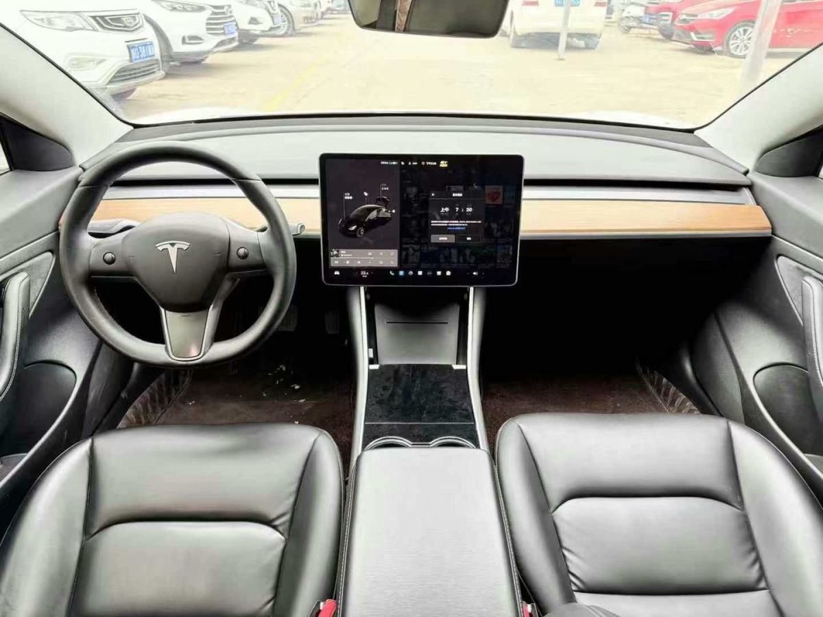 特斯拉 Model 3  2020款 標準續(xù)航后驅(qū)升級版圖片