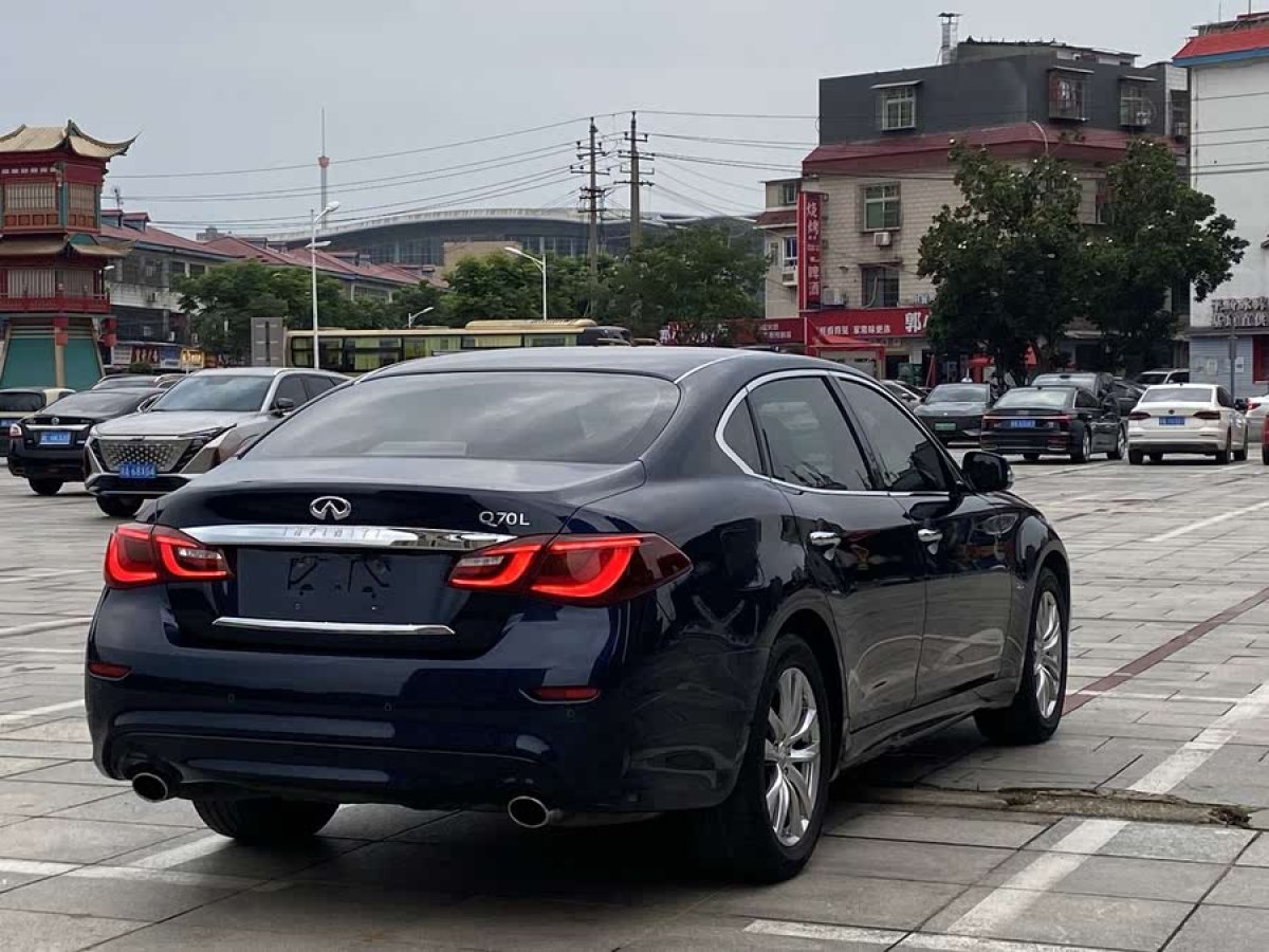英菲尼迪 Q70  2017款 Q70L 2.5L 精英版圖片