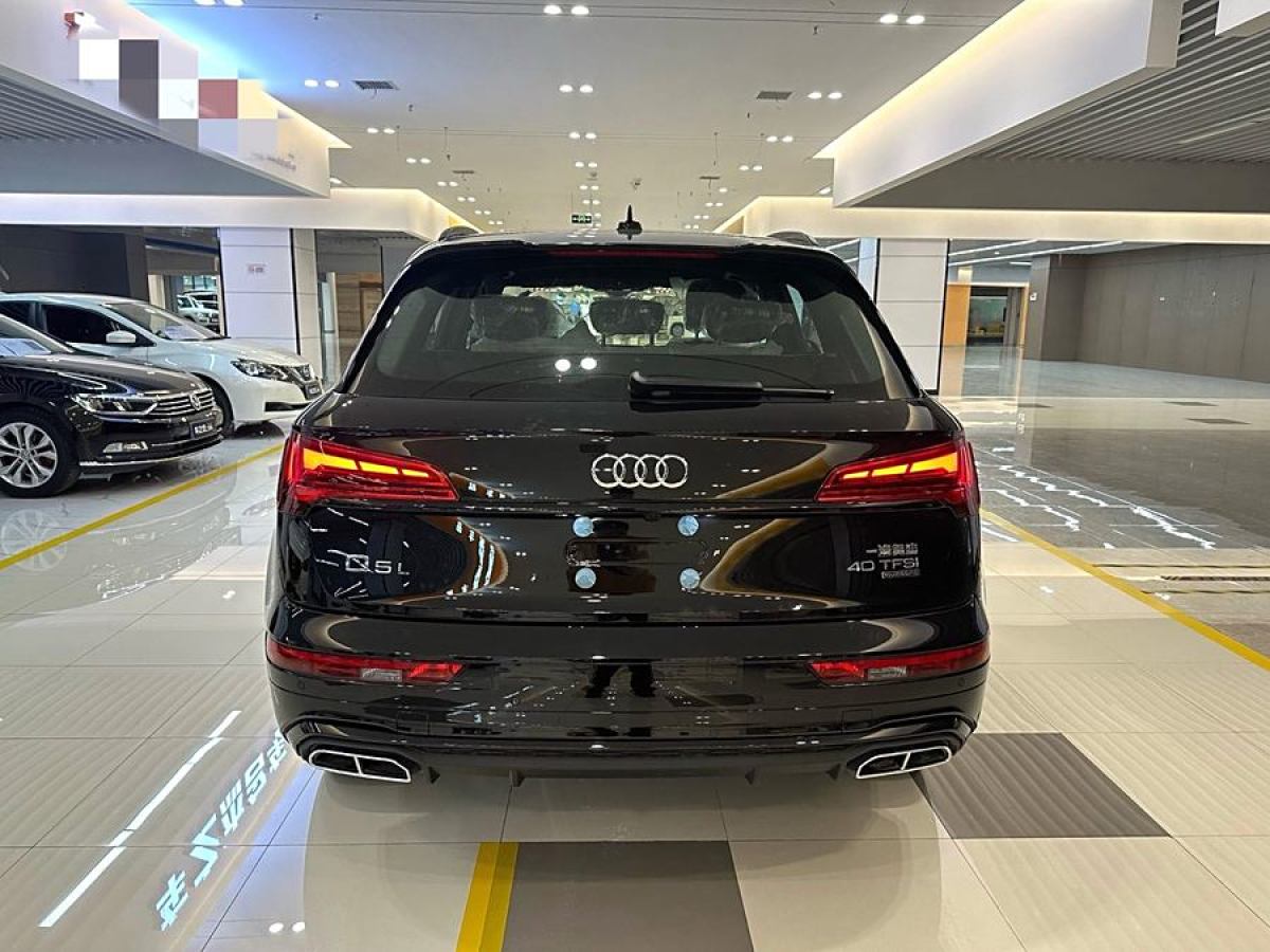 奧迪 奧迪Q5L  2024款 40 TFSI 豪華動感型圖片