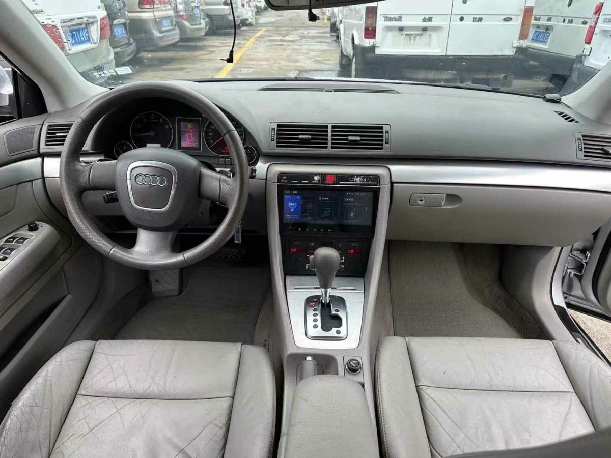 奧迪 奧迪A4  2008款 A4 2.0T FSI 豪華型圖片