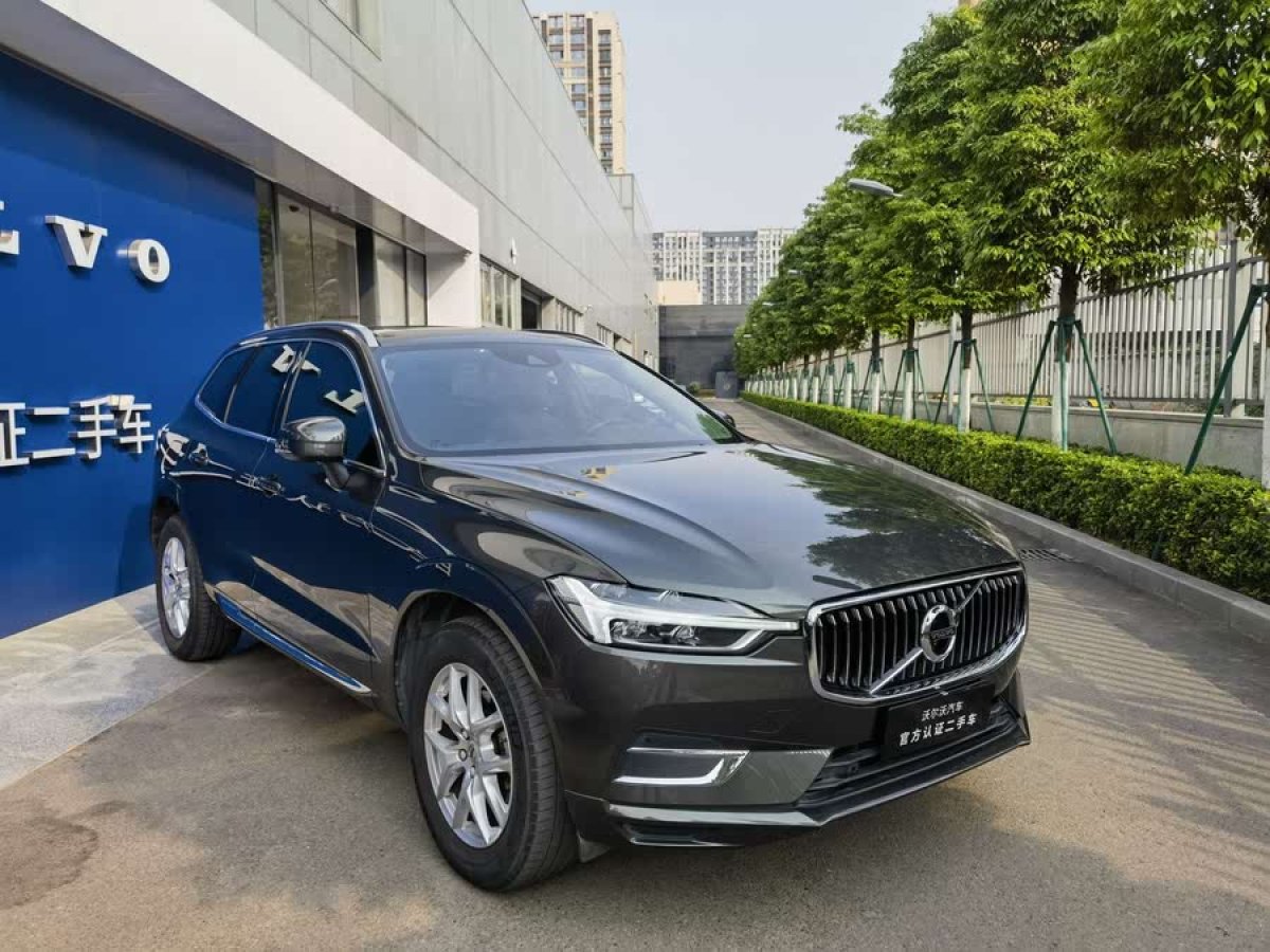 沃爾沃 XC60  2020款 T5 四驅(qū)智逸豪華版圖片