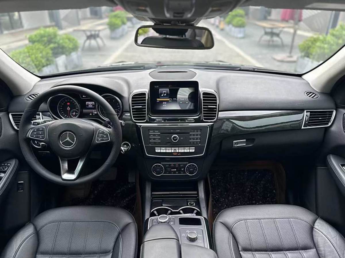 奔馳 奔馳GLE  2016款 GLE 320 4MATIC 動感型圖片