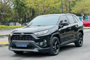 RAV4 豐田 榮放 2.0L CVT兩驅(qū)風(fēng)尚版