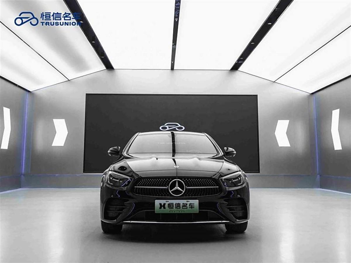 奔馳 奔馳E級(jí)新能源  2023款 E 350 e L 插電式混合動(dòng)力轎車圖片