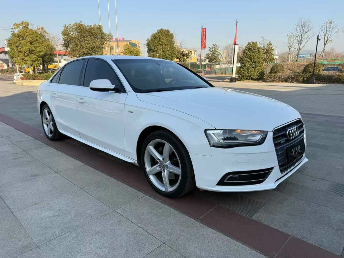 奧迪 奧迪A4L  2015款 A4L 1.8TFSI 30TFSI 舒適型圖片