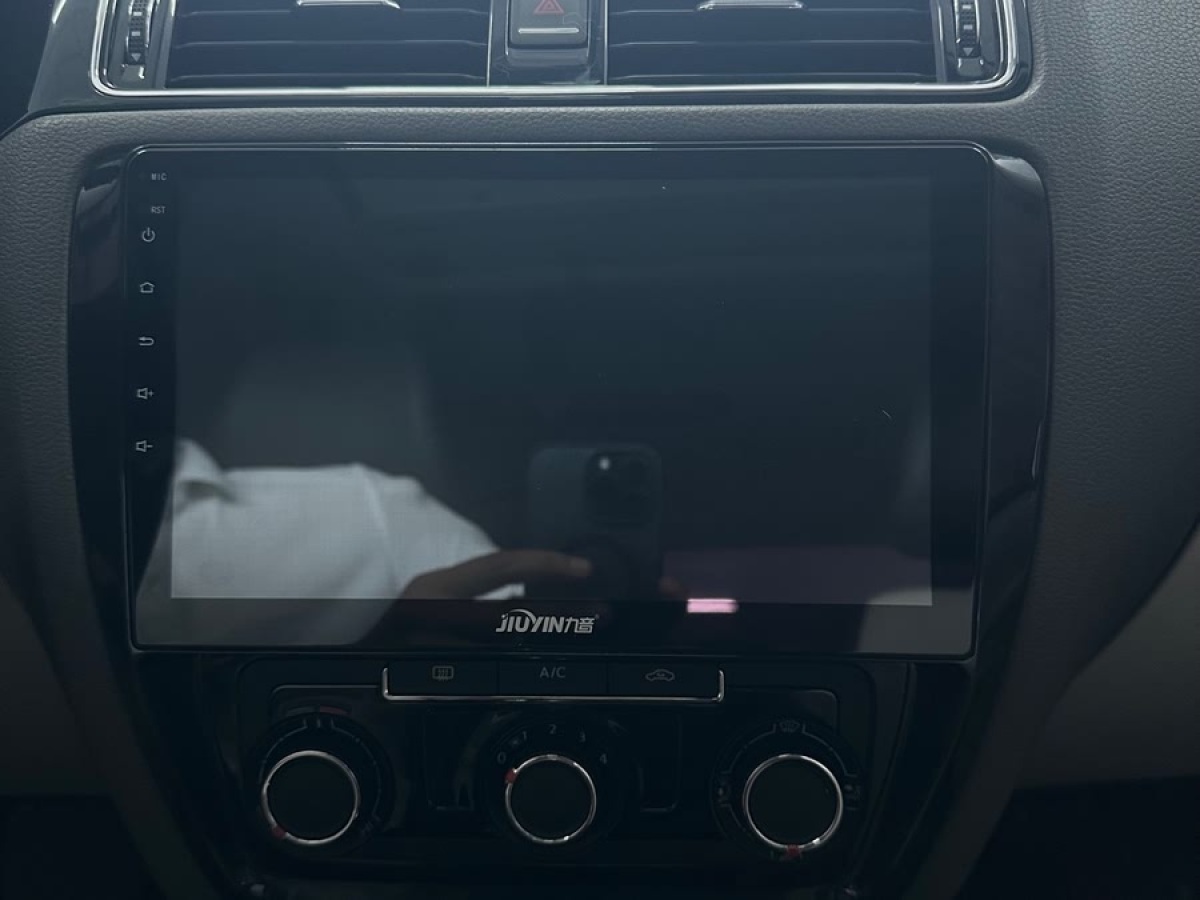 大眾 速騰  2015款 230TSI 自動(dòng)舒適型圖片