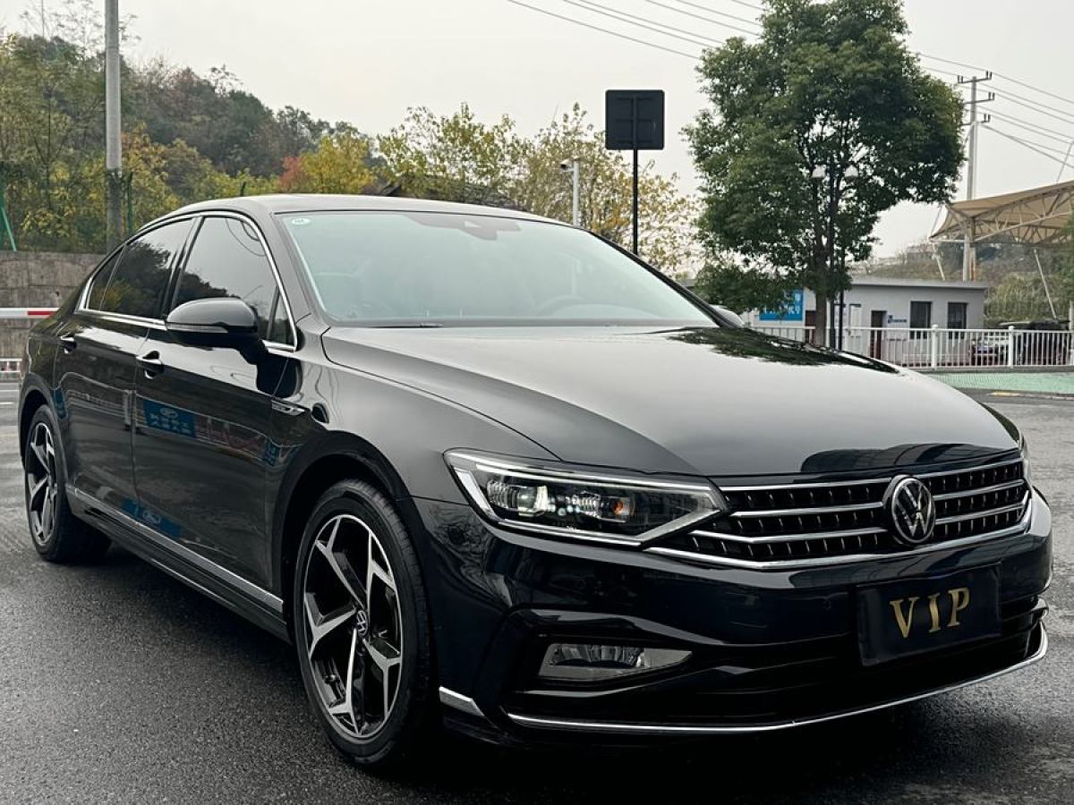 大眾 邁騰  2023款 200萬輛紀念版 330TSI DSG豪華型圖片