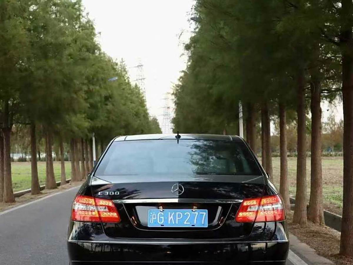 奔馳 奔馳E級(jí)  2009款 E 300 時(shí)尚型圖片