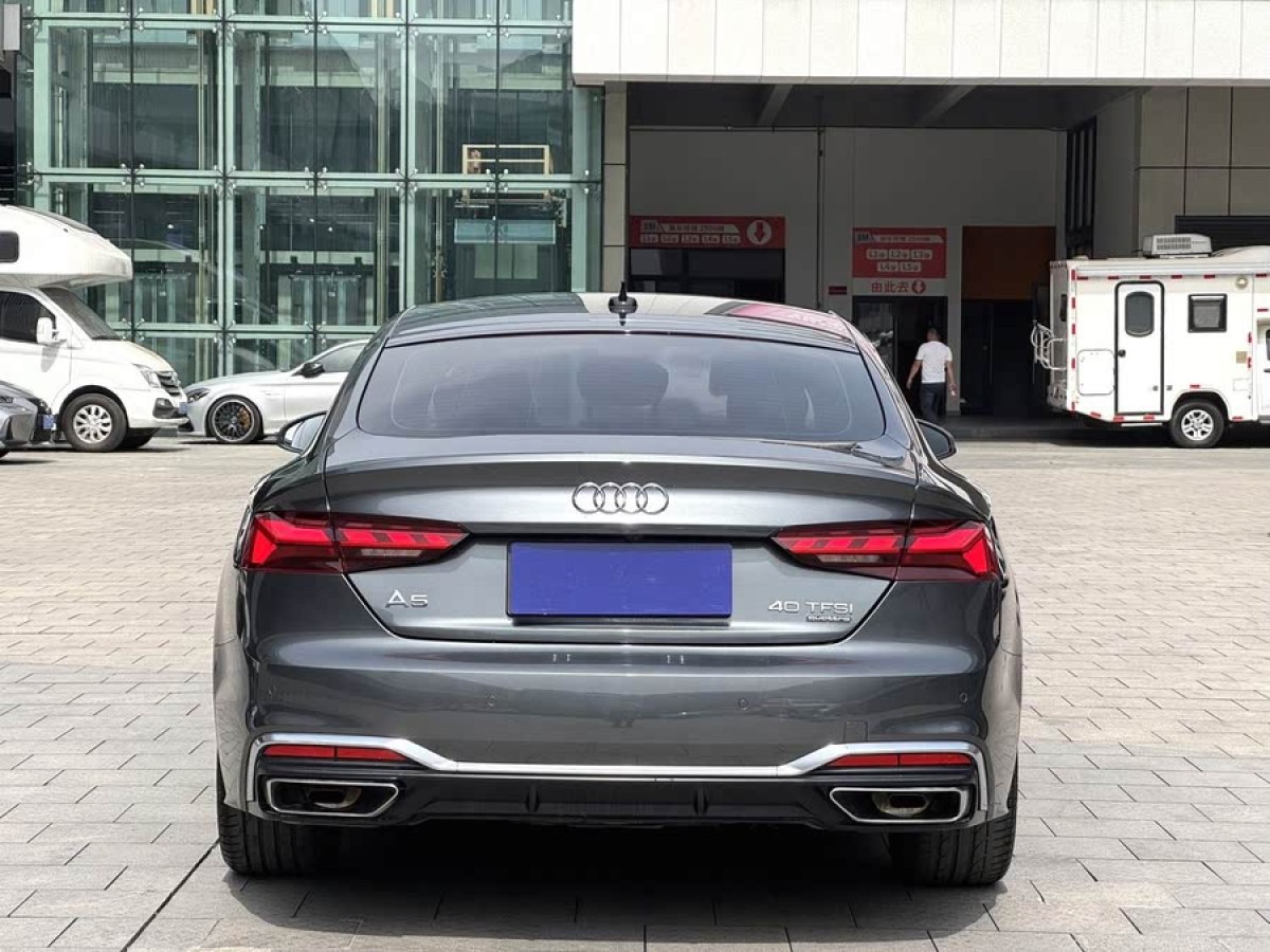 奧迪 奧迪A5  2024款 Sportback 40 TFSI quattro 豪華動(dòng)感型圖片