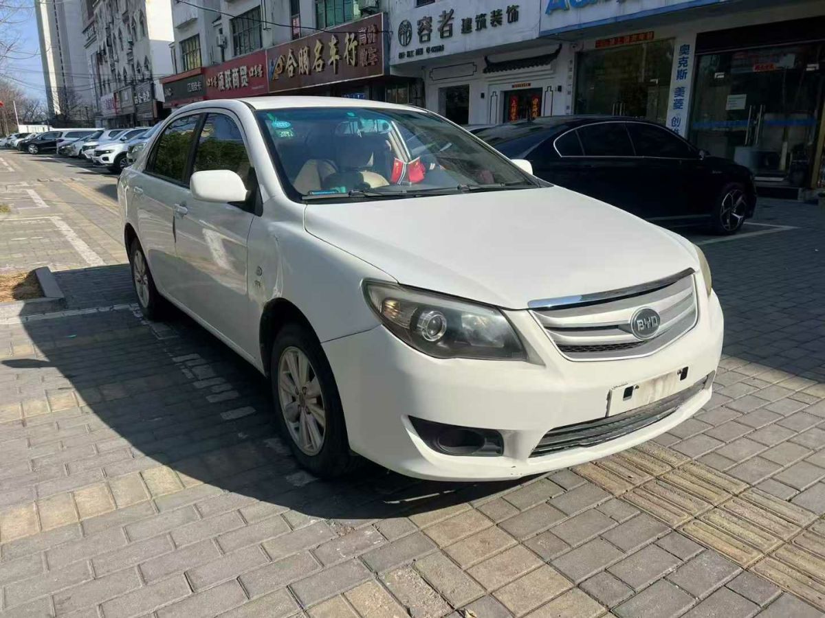 比亞迪 L3  2012款 1.5L 手動尊貴型圖片