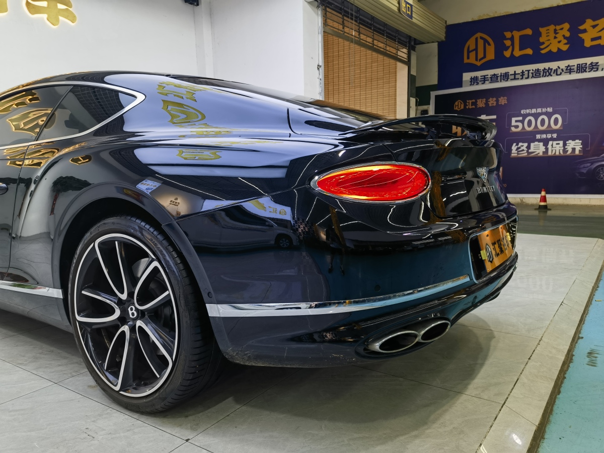 賓利 歐陸  2023款 4.0T GT V8 雅度版圖片