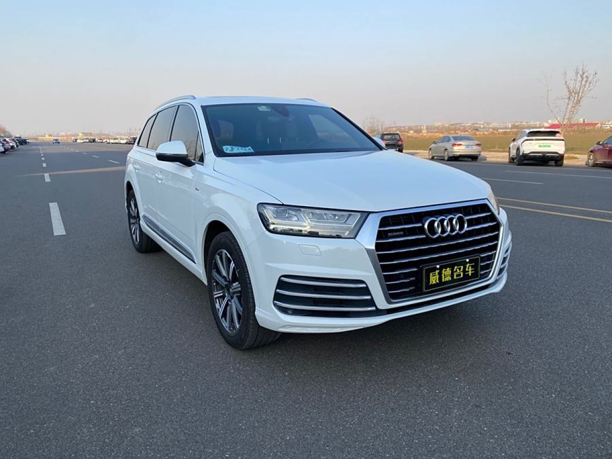 奧迪 奧迪Q7  2016款 45 TFSI S line運(yùn)動(dòng)型圖片