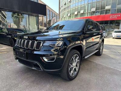 2021年9月 Jeep 大切諾基(進(jìn)口) 3.0L 精英導(dǎo)航版圖片