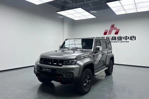 BJ40 北京 2.0T 自動(dòng)四驅(qū)環(huán)塔冠軍版