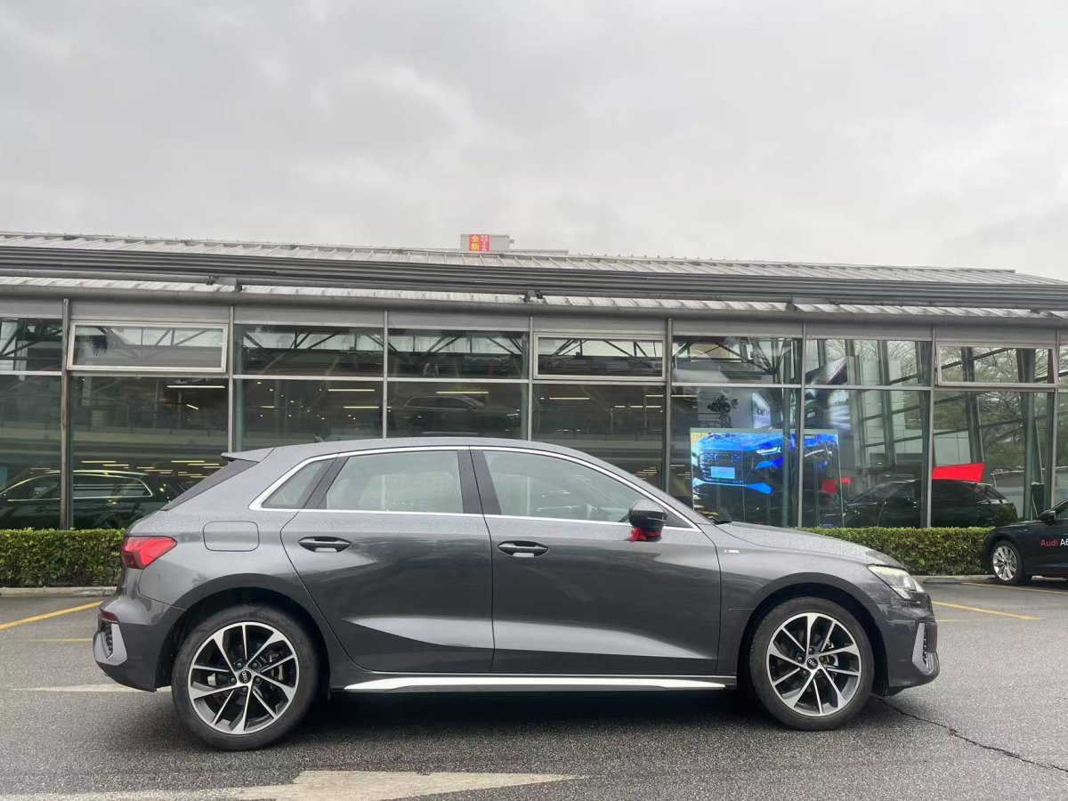 2024年2月奧迪 奧迪A3  2024款 Sportback 35 TFSI 進(jìn)取運(yùn)動(dòng)型