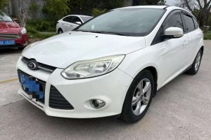 ?？怂?福特 兩廂 1.6L 自動(dòng)風(fēng)尚型