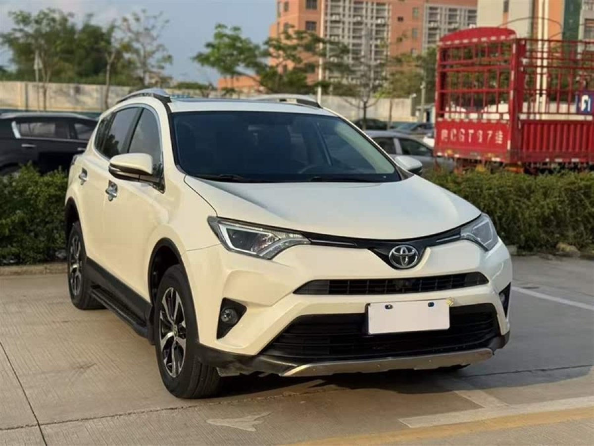 豐田 RAV4榮放  2016款 2.0L CVT兩驅(qū)風(fēng)尚版圖片