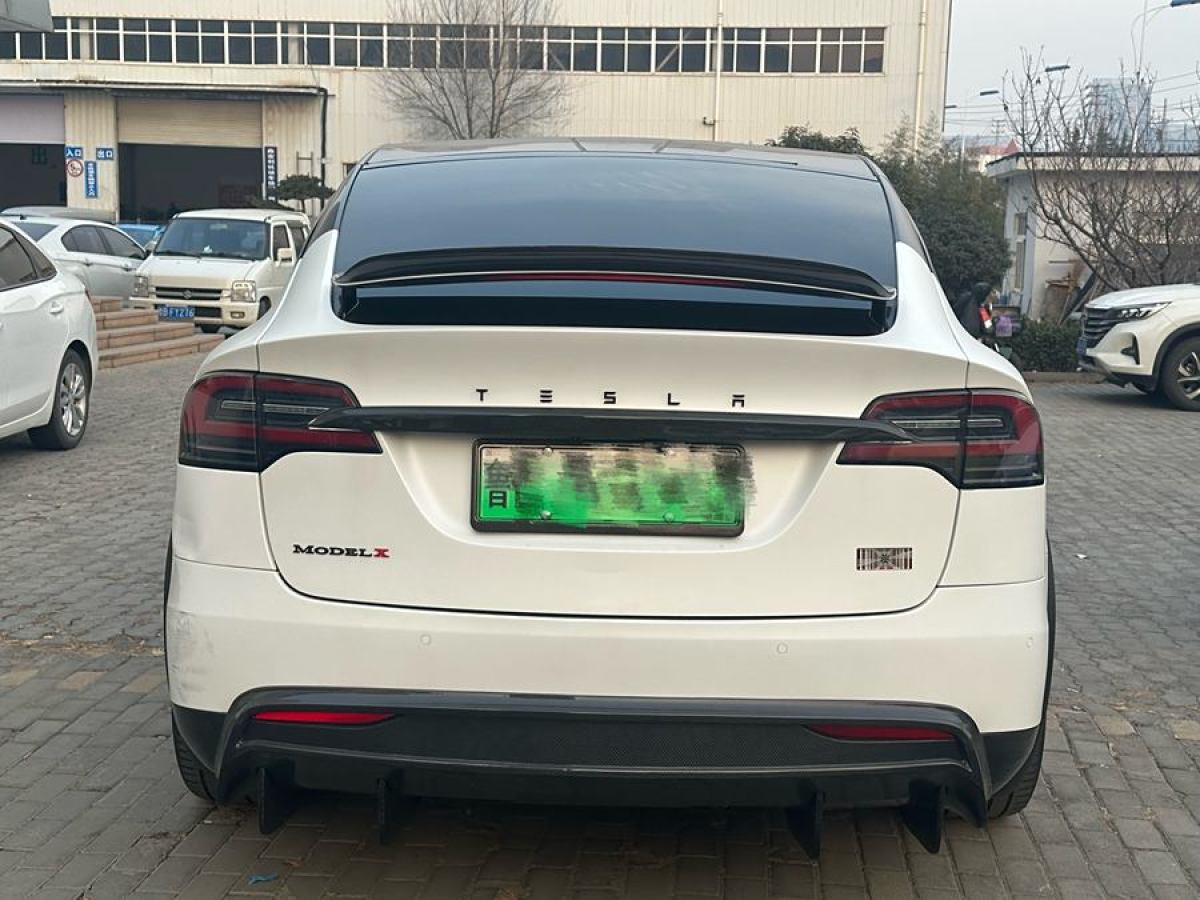 特斯拉 Model X  2016款 Model X 90D圖片