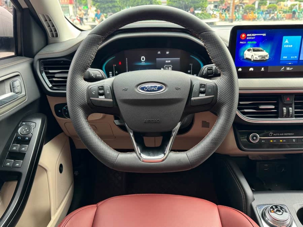 福特 ?？怂? 2021款 三廂 EcoBoost 180 自動鋒潮型圖片
