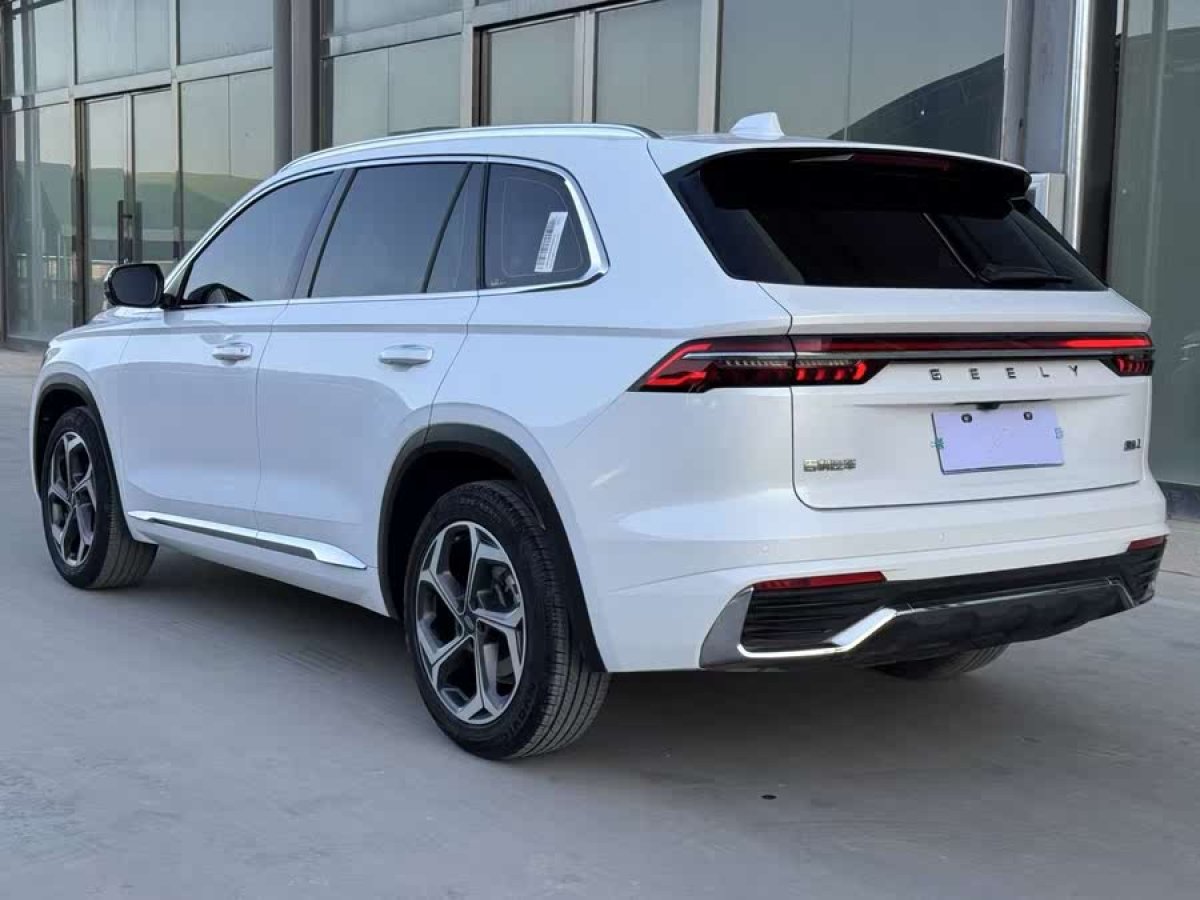 吉利 星越L  2021款 2.0TD DCT EVO兩驅(qū)尊貴型圖片