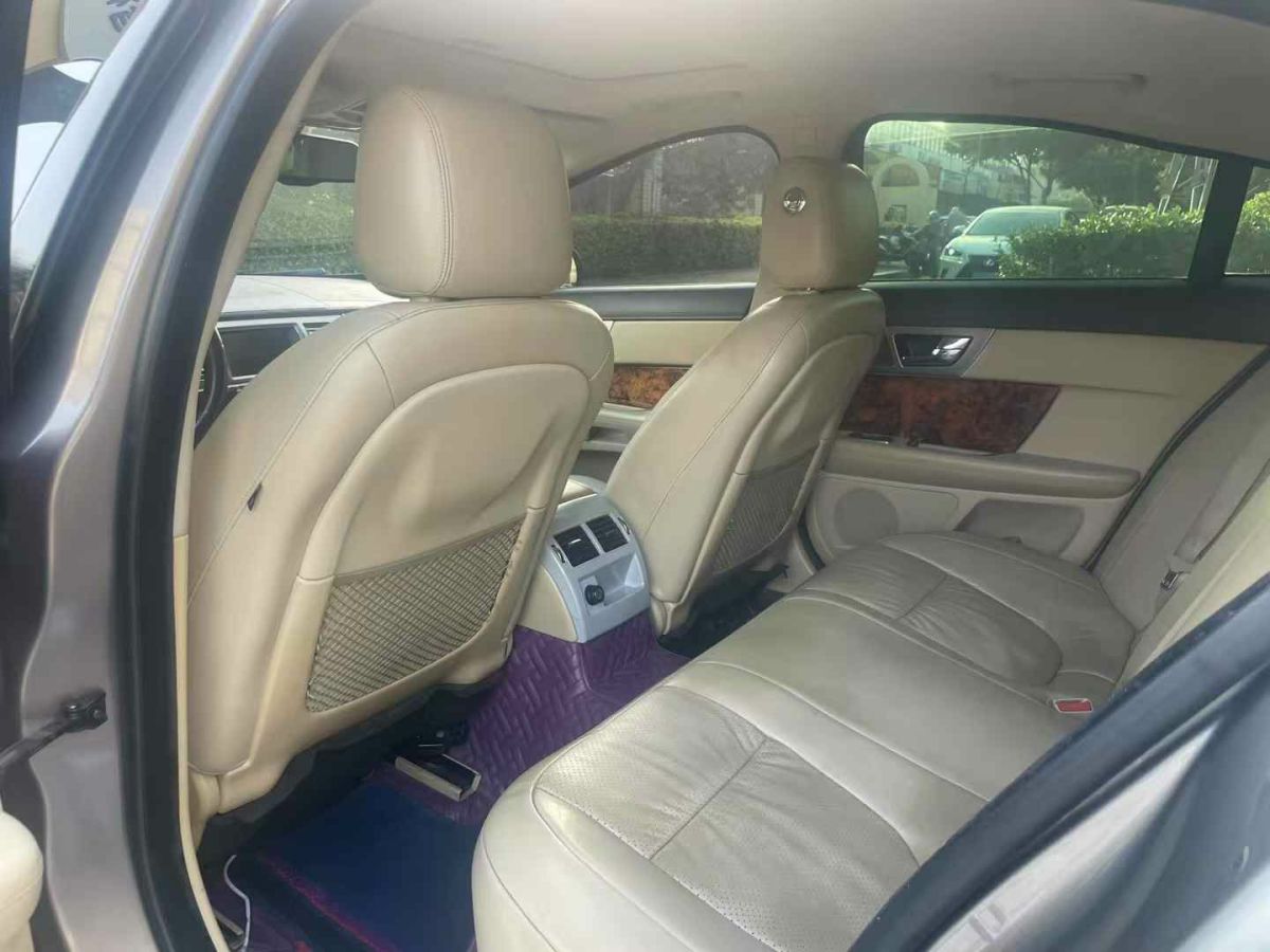 捷豹 XF  2010款 3.0 V6圖片