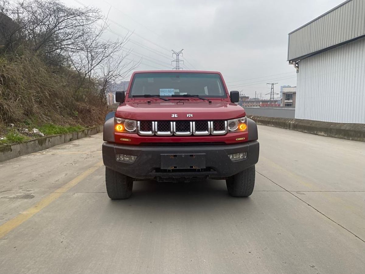 北京 BJ40  2016款 40L 2.3T 自動四驅(qū)尊享版圖片