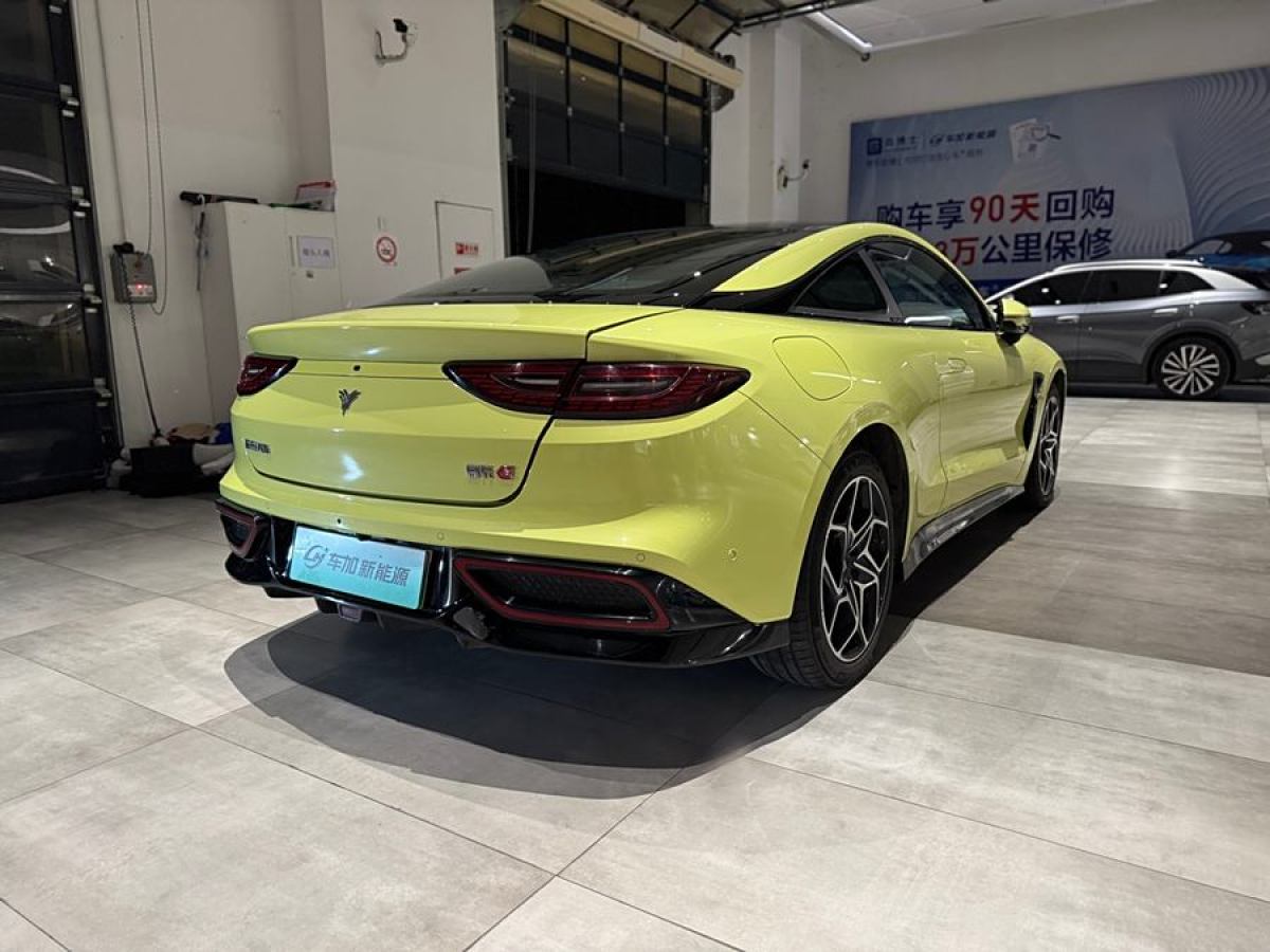 2023年4月哪吒 哪吒GT  2023款 580 AWD