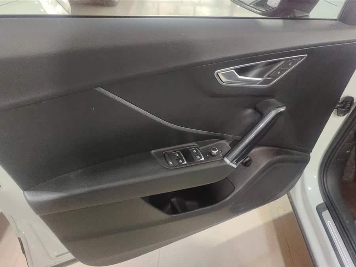 奧迪 奧迪Q2L  2024款 改款 35TFSI 時尚動感型圖片