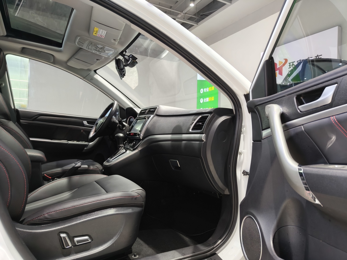 哈弗 H6  2015款 运动版 1.5T 自动两驱豪华型图片