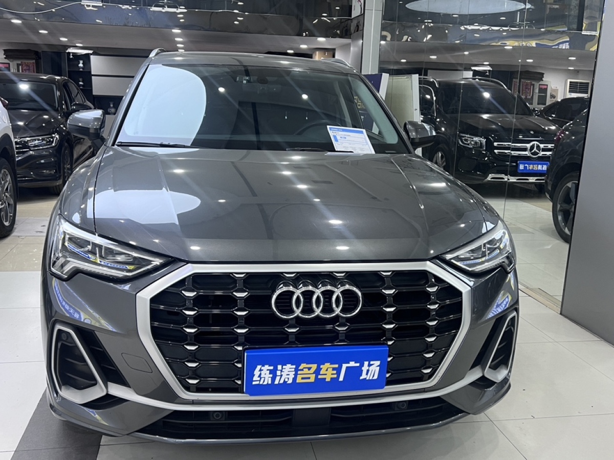 2021年3月奧迪 奧迪Q3  2021款 35 TFSI 時尚動感型