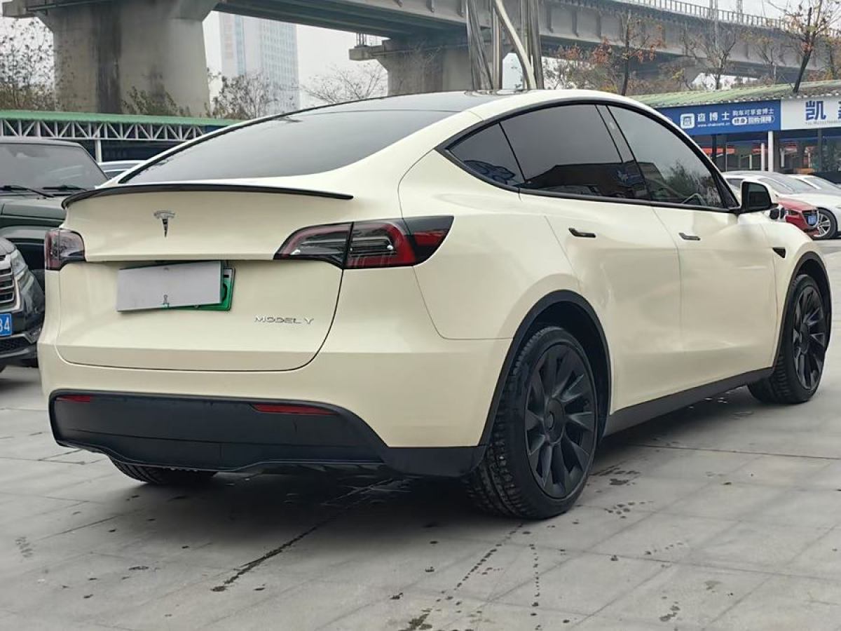 特斯拉 Model 3  2021款 改款 標準續(xù)航后驅(qū)升級版圖片