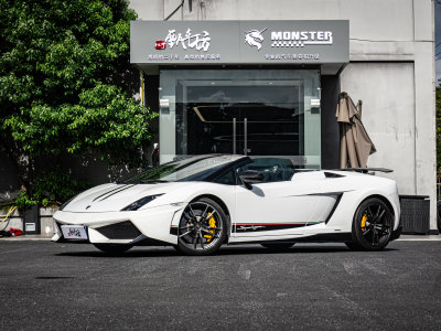 2013年7月 蘭博基尼 Gallardo LP 570-4 Spyder Performante圖片