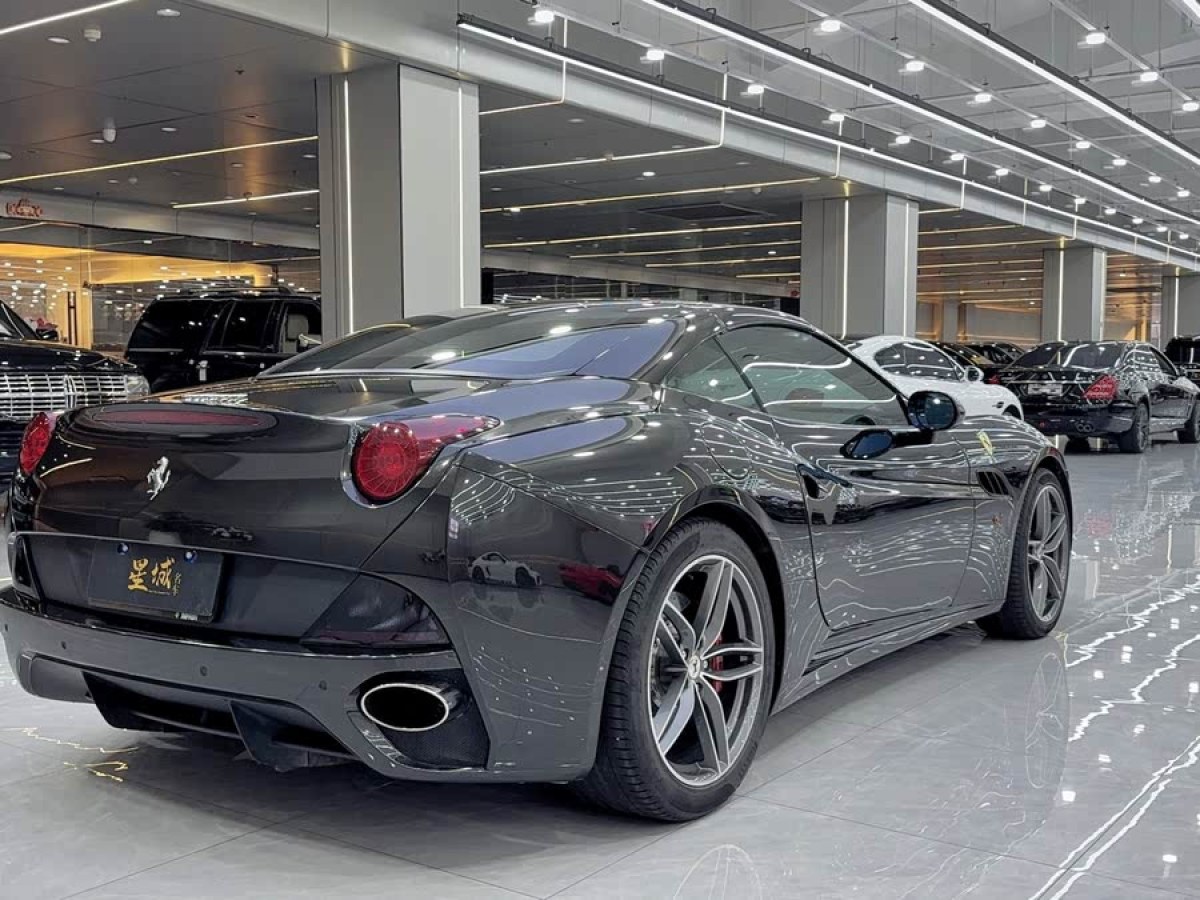 法拉利 California T  2012款 4.3L 標準型圖片